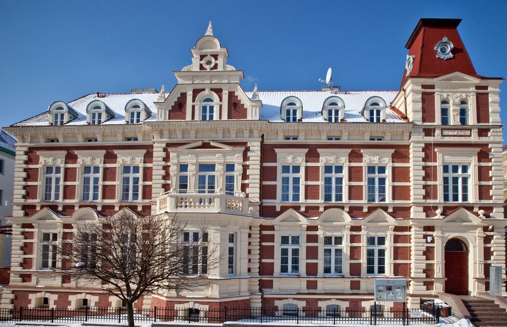 Hotel Masovia Gizycko Exterior photo